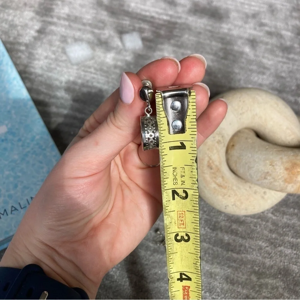 *2/$15* Vintage Silver Screw Back Earrings